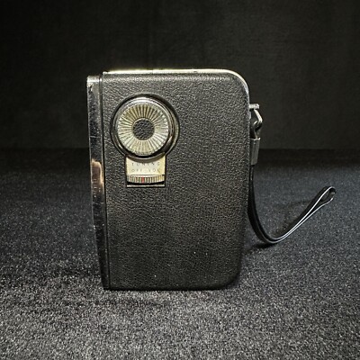 VINTAGE PANASONIC 8 TRANSISTOR AM RADIO MODEL R-1326, In Working