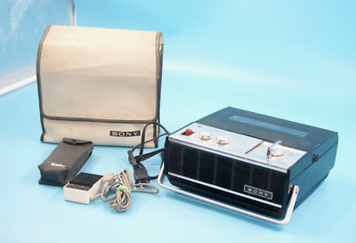 Vintage SONY Reel to Reel Tapecorder Model TC-900 w/ Microphone