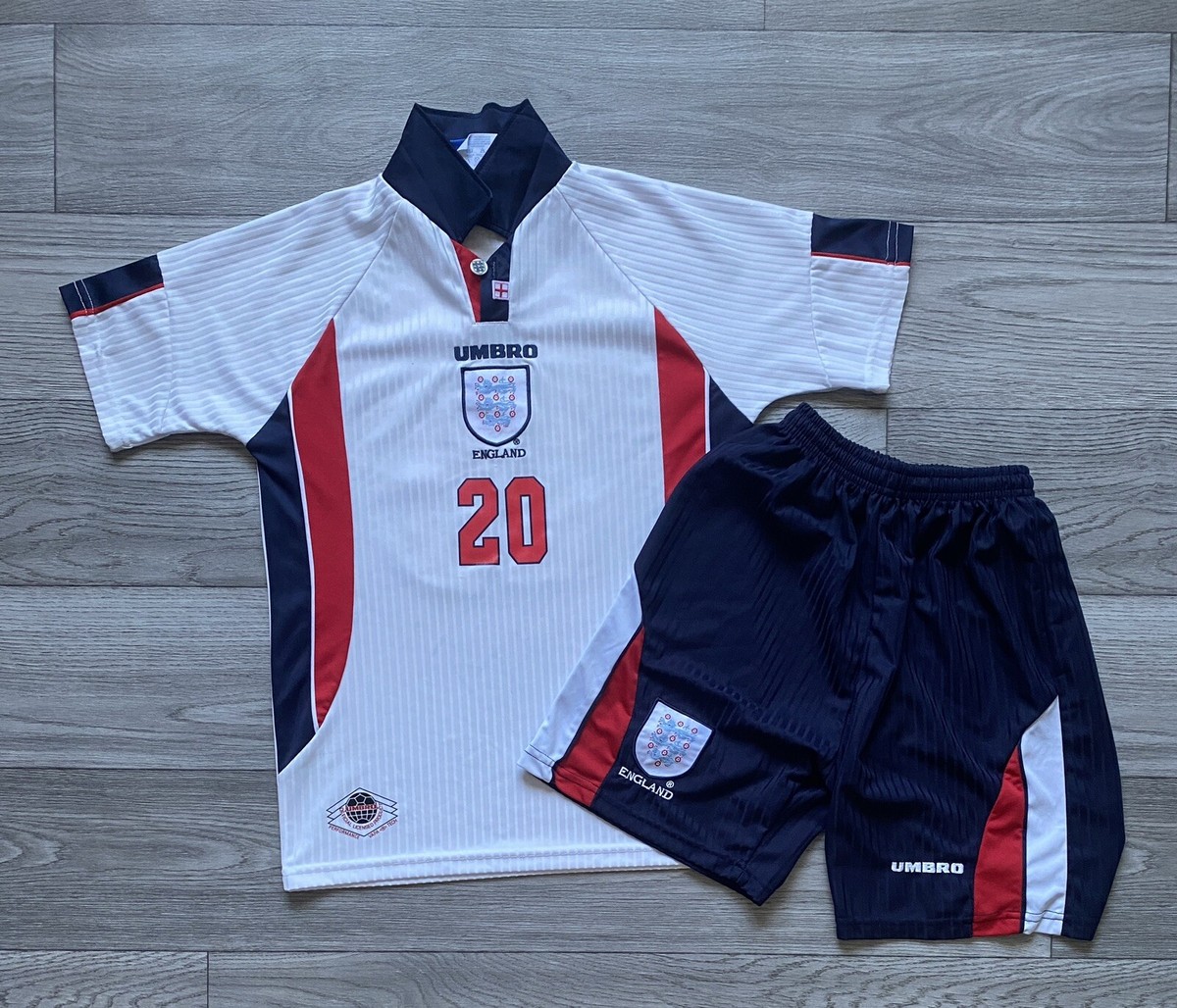 Football set shorts and jersey Home Umbro England Owen #19 Size 28