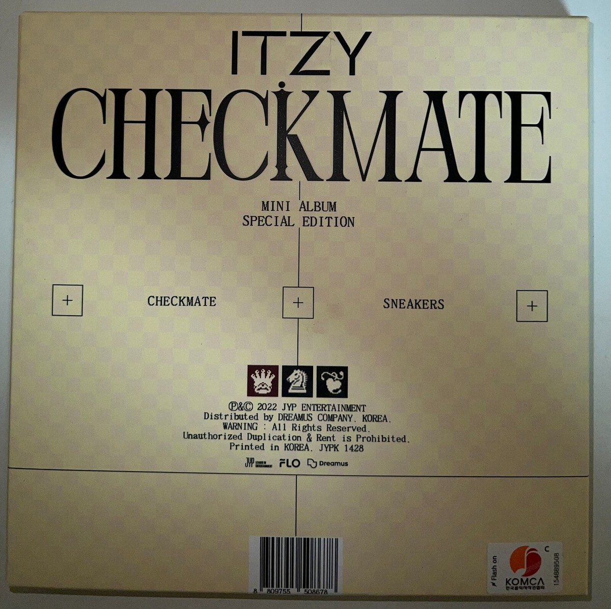 ITZY [CHECKMATE] All Member Autographed Signed Album | eBay