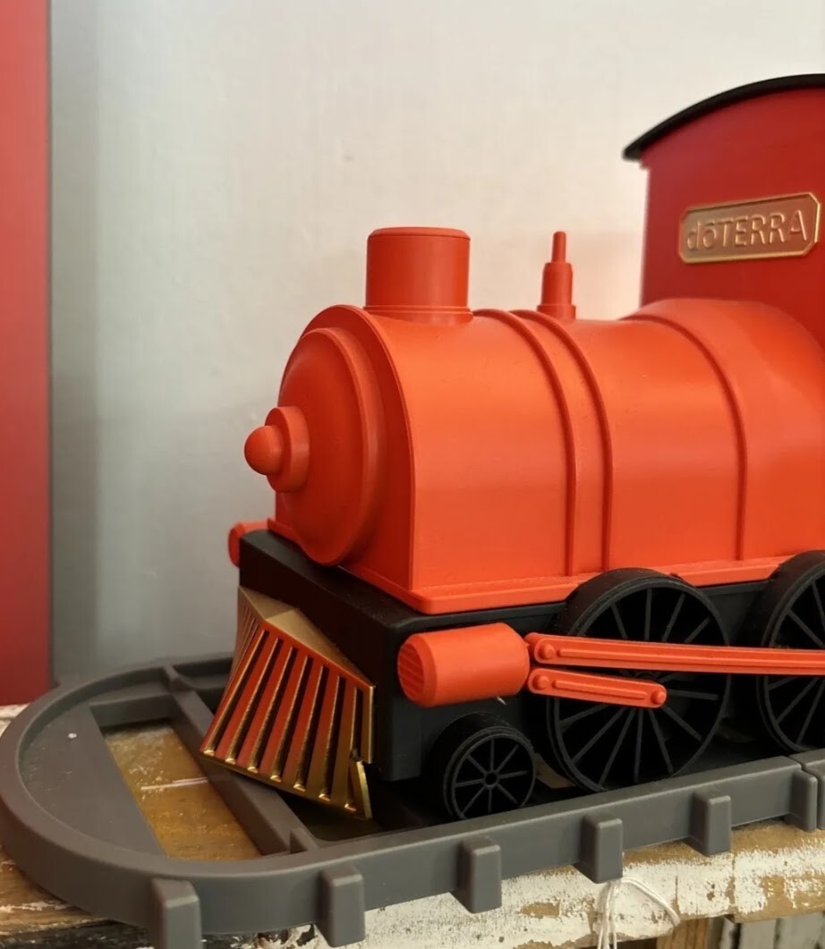 DoTERRA Train Diffuser With 5mL Stronger Essential Oil New In Box