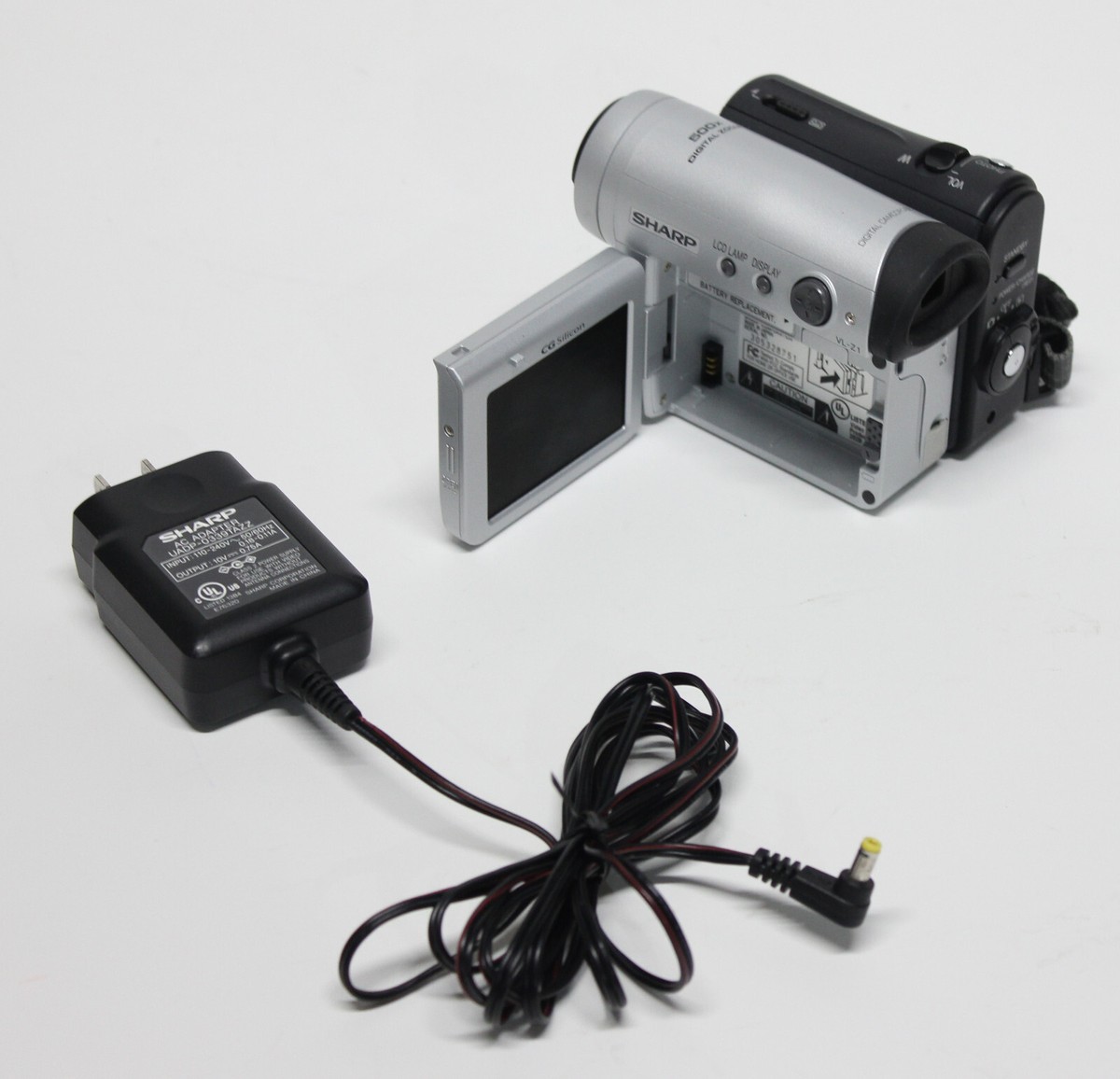 Sharp Viewcam Z VL-Z1 Digital MiniDV Camcorder Video Camera AS IS