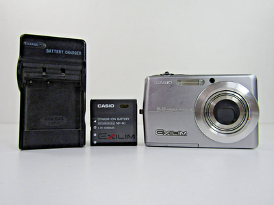 Casio EXILIM ZOOM EX-Z500 5.0MP Digital Camera | eBay