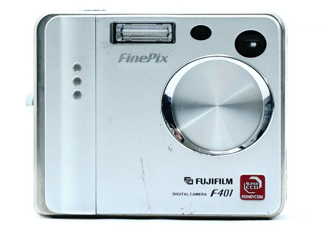 FUJIFILM FINEPIX F401 Silver Digital Camera | 3-9.9x Optical Zoom