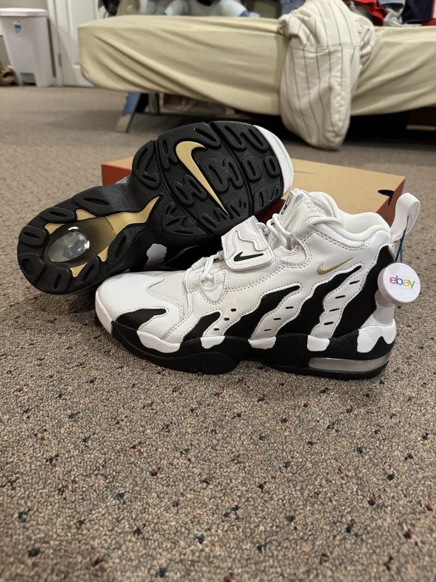 Nike Air Diamond Turf Max '96 Size 8.5 Black and White Deion