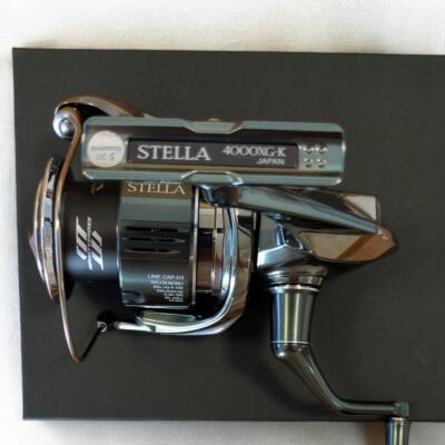 Near Mint] Shimano 22 Stella 4000XG Spinning Reel Ship w/Box