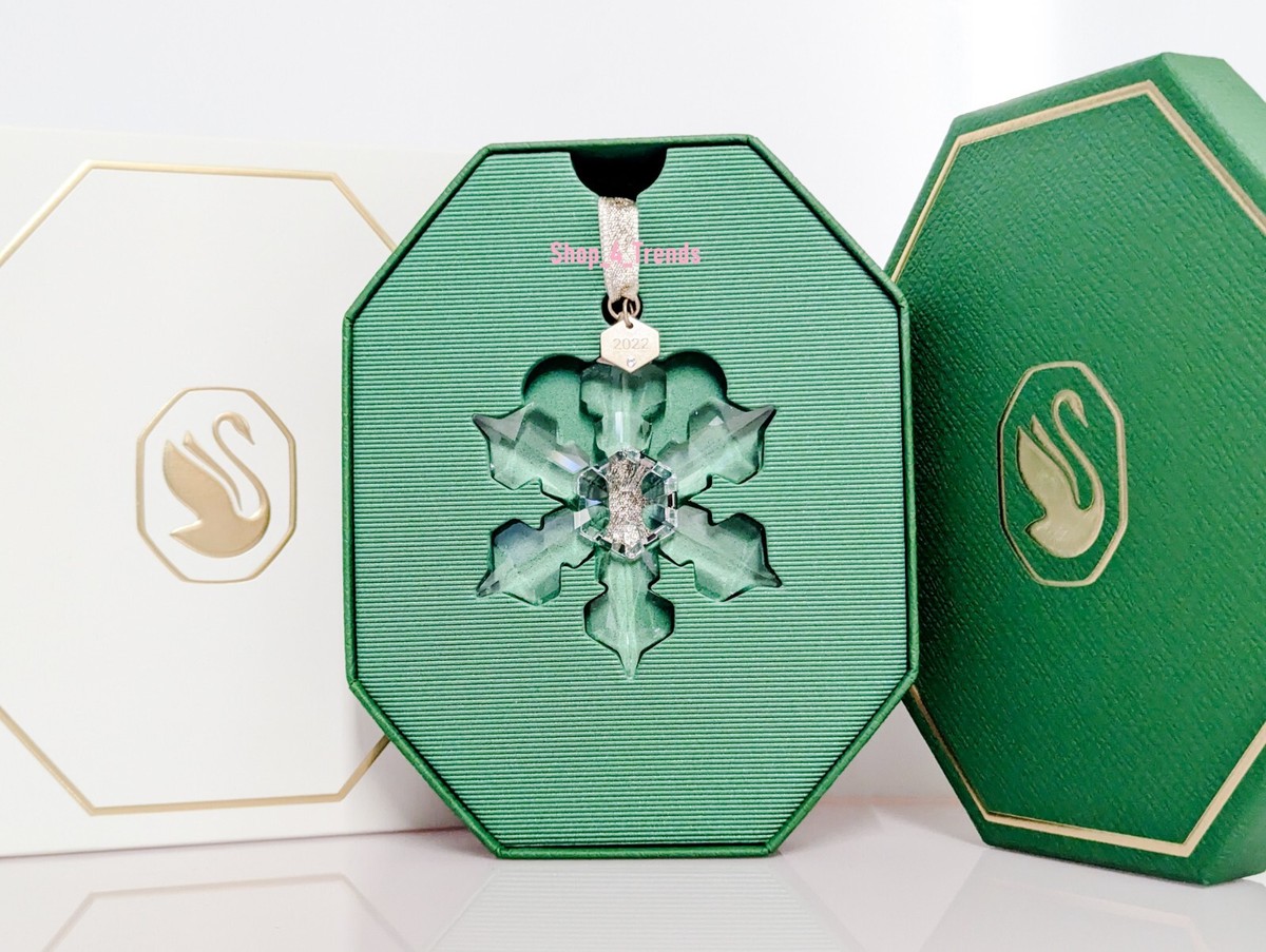 NEW Authentic Swarovski Brand 5615387 Ice Snowflake Annual Edition