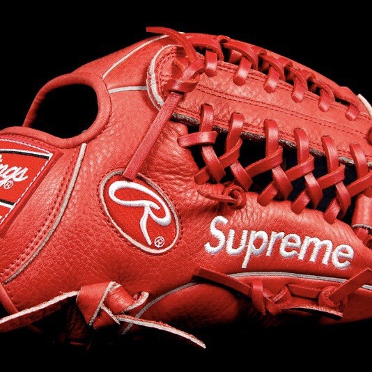 SS12 SUPREME RAWLINGS PLAYER PREFFERED 12IN. BASEBALL GLOVE RIGHT