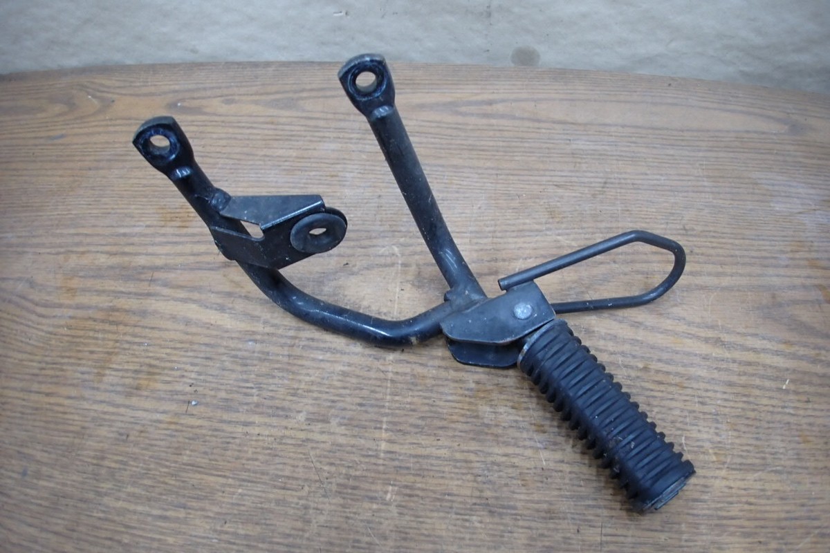 05 HONDA PS250 BIG RUCKUS L PASSENGER STEP PILLION PEG W/ MOUNT