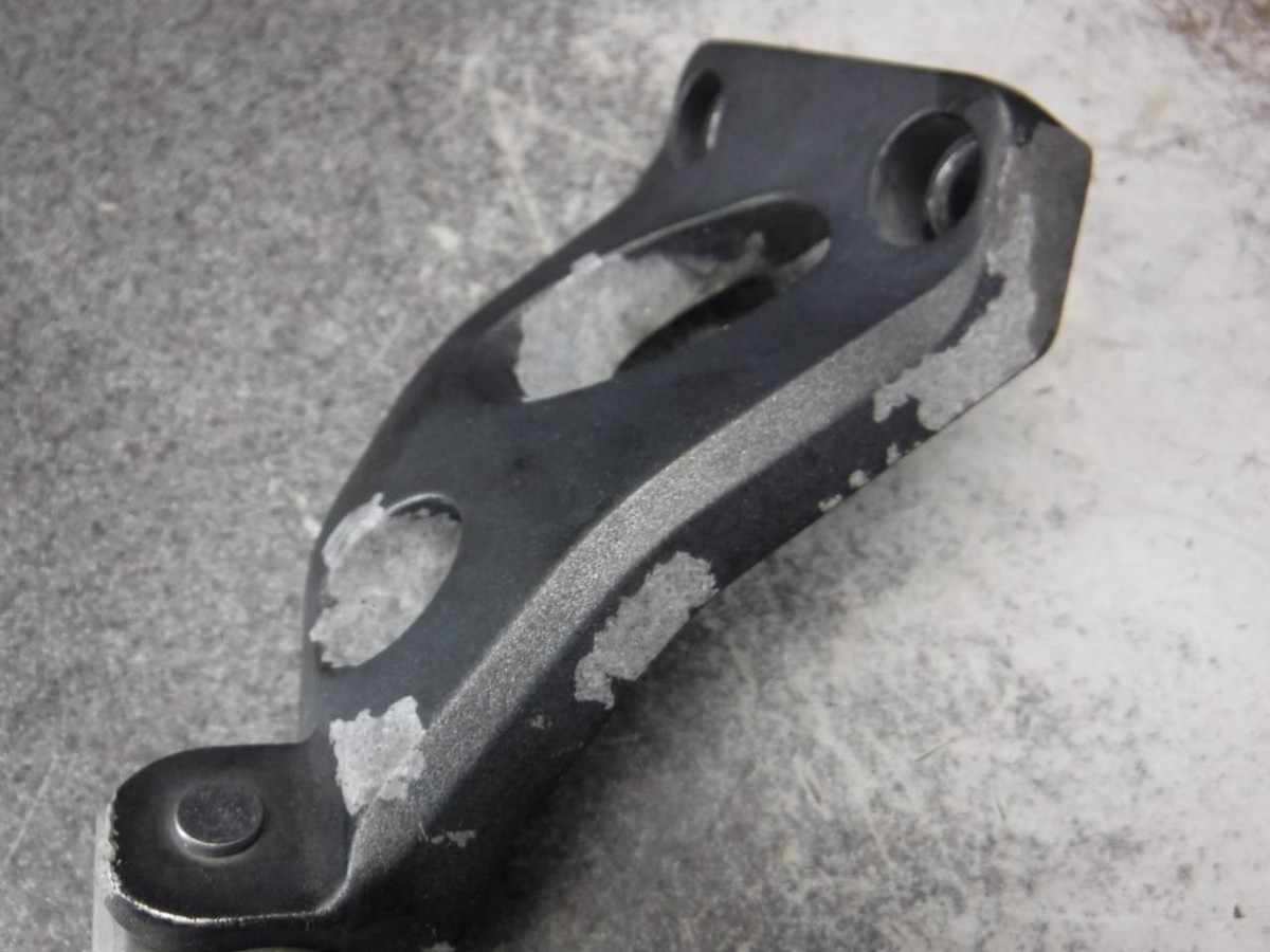 05 Kawasaki ZRX1200 ZRX Left Passenger Foot Peg & Bracket 32N | eBay