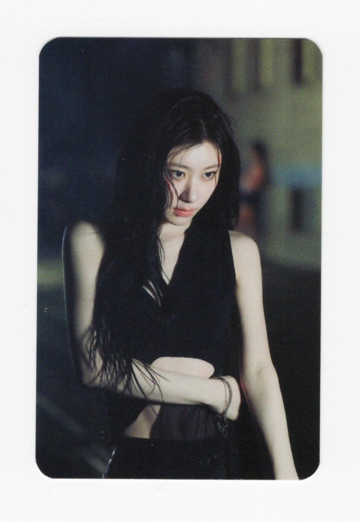 ITZY - TUNNEL VISION [SOUNDWAVE] PREORDER EXCLUSIVE OFFICIAL