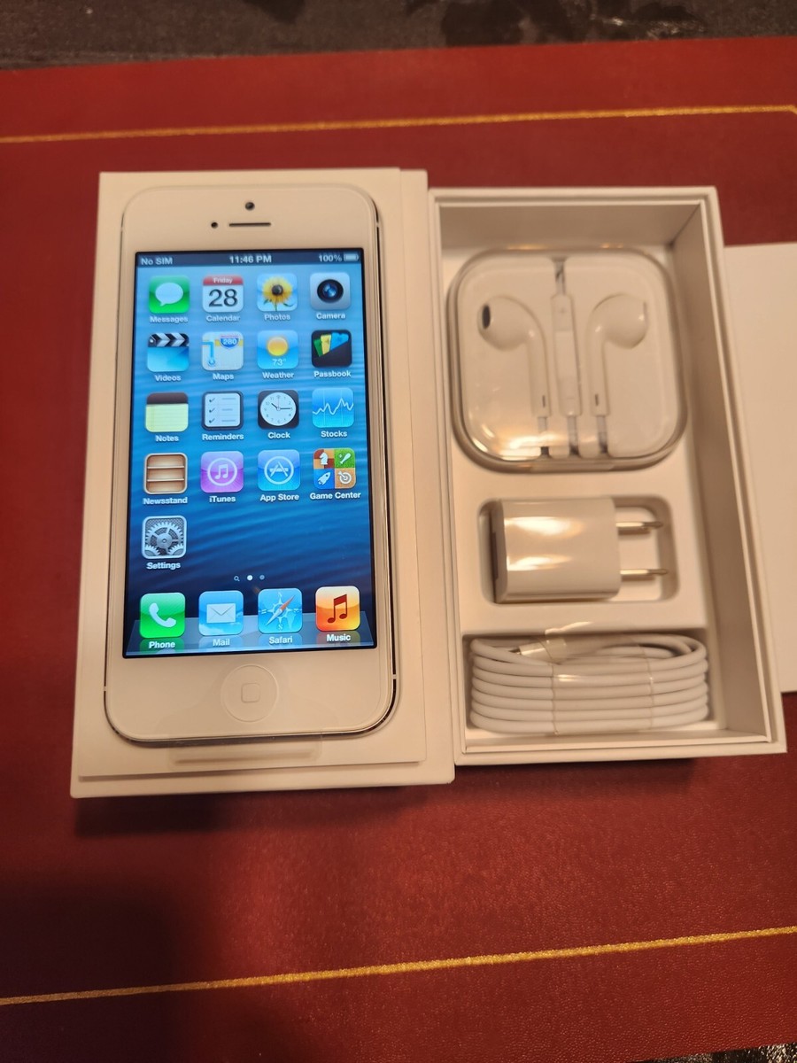 iPhone 5 rare ios 6.1.2 Unlocked) (GSM) collector's item !read