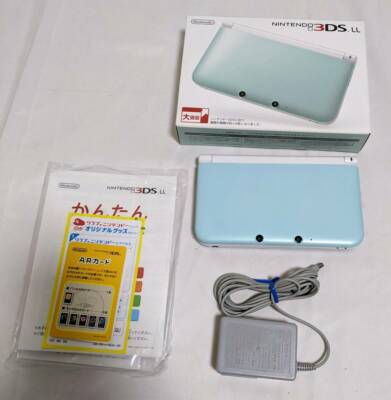 Nintendo 3DS XL LL Mint White Console Charger Box Japanese ver