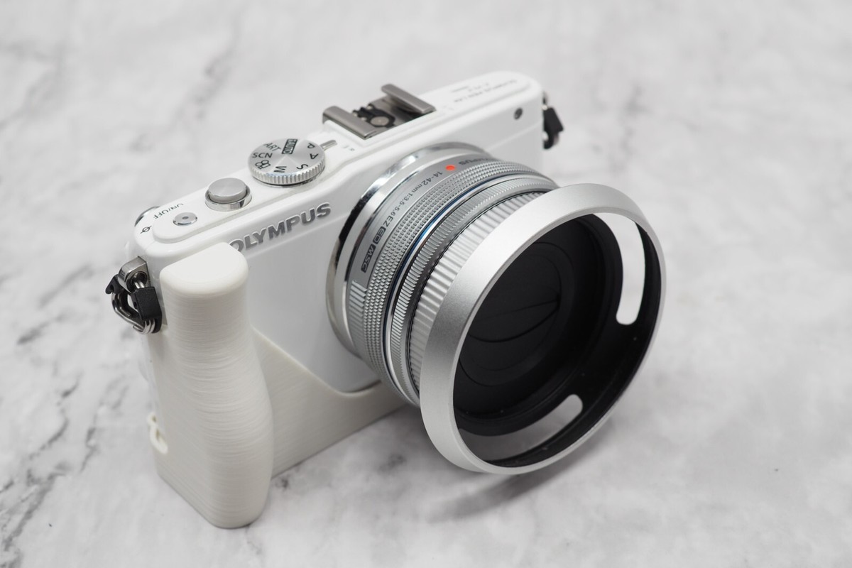 OLYMPUS E-PL6 ホワイト/ 25mm f1.8 単焦点レンズのセット OLYMPUS E