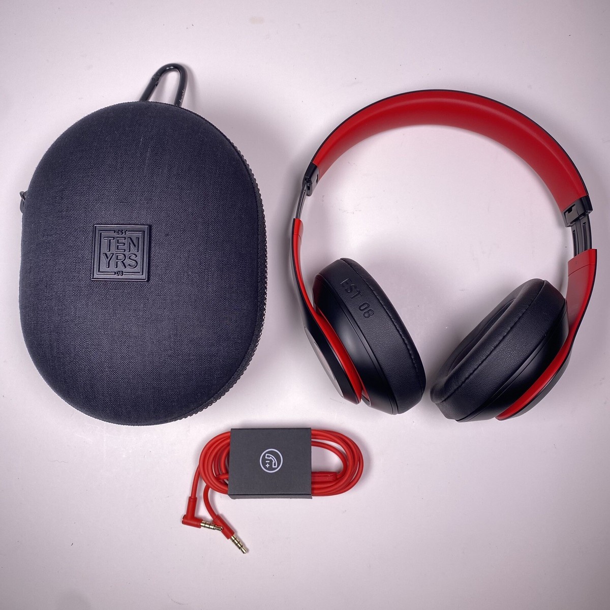Beats Studio3 Wireless 黒と赤 【公式通販】