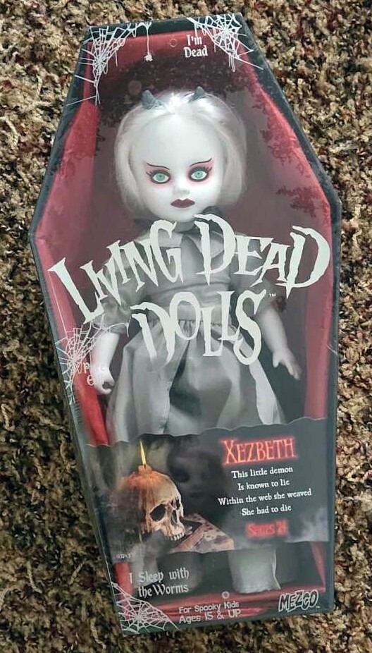 Living Dead Dolls XEZBETH New Sealed MINT | eBay