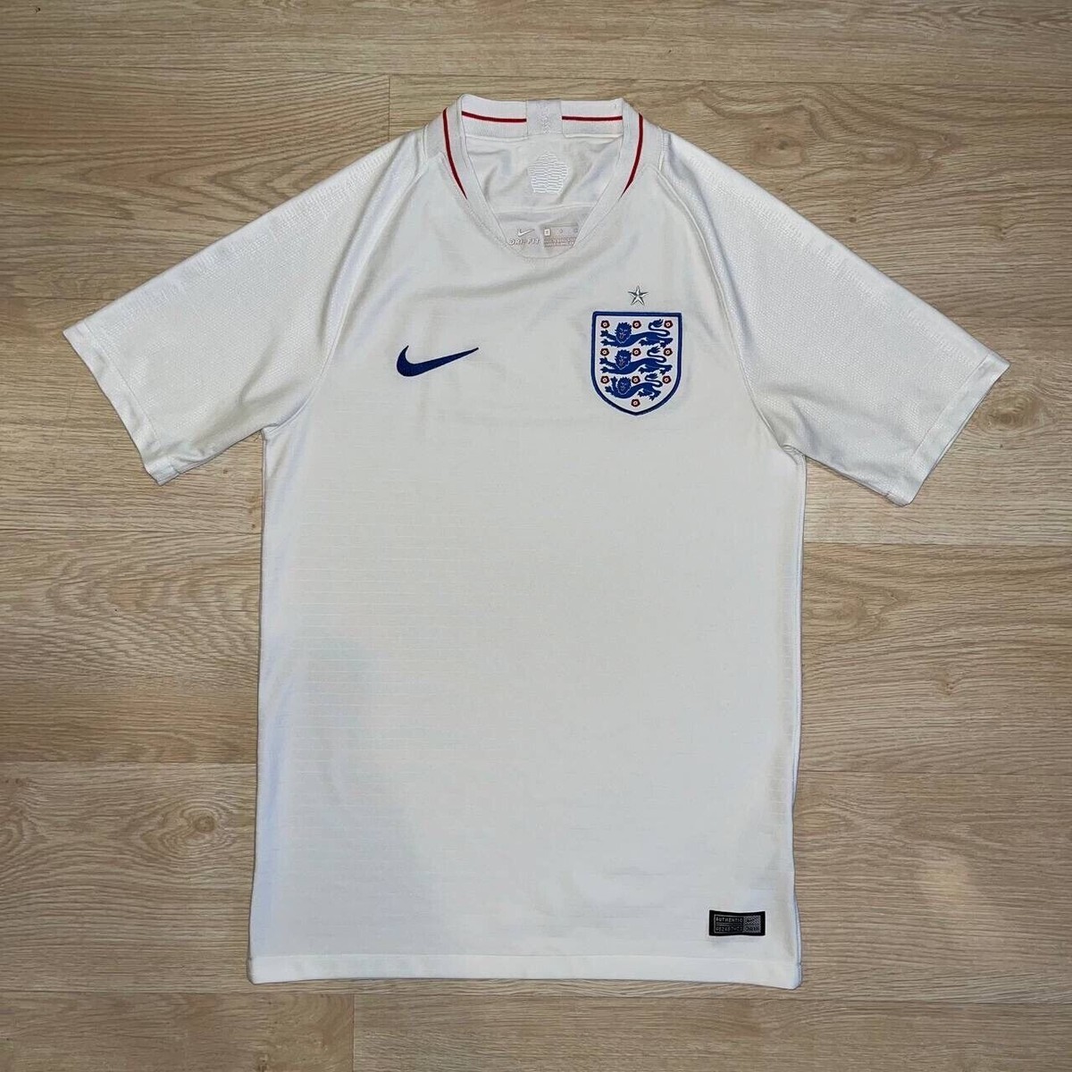 ENGLAND NIKE 2018 WORLD CUP FOOTBALL HOME JERSEY SIZE “S” 893868
