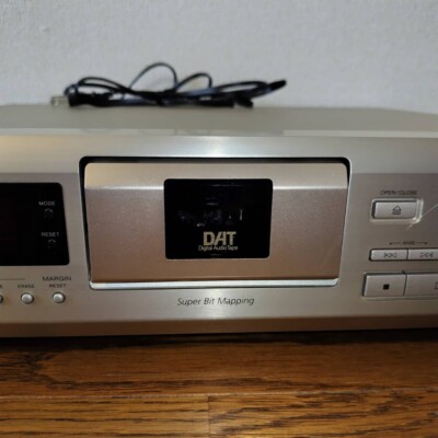 Sony DTC ZE700 DAT Digital Audio Tape Deck Player Recorder | DAT
