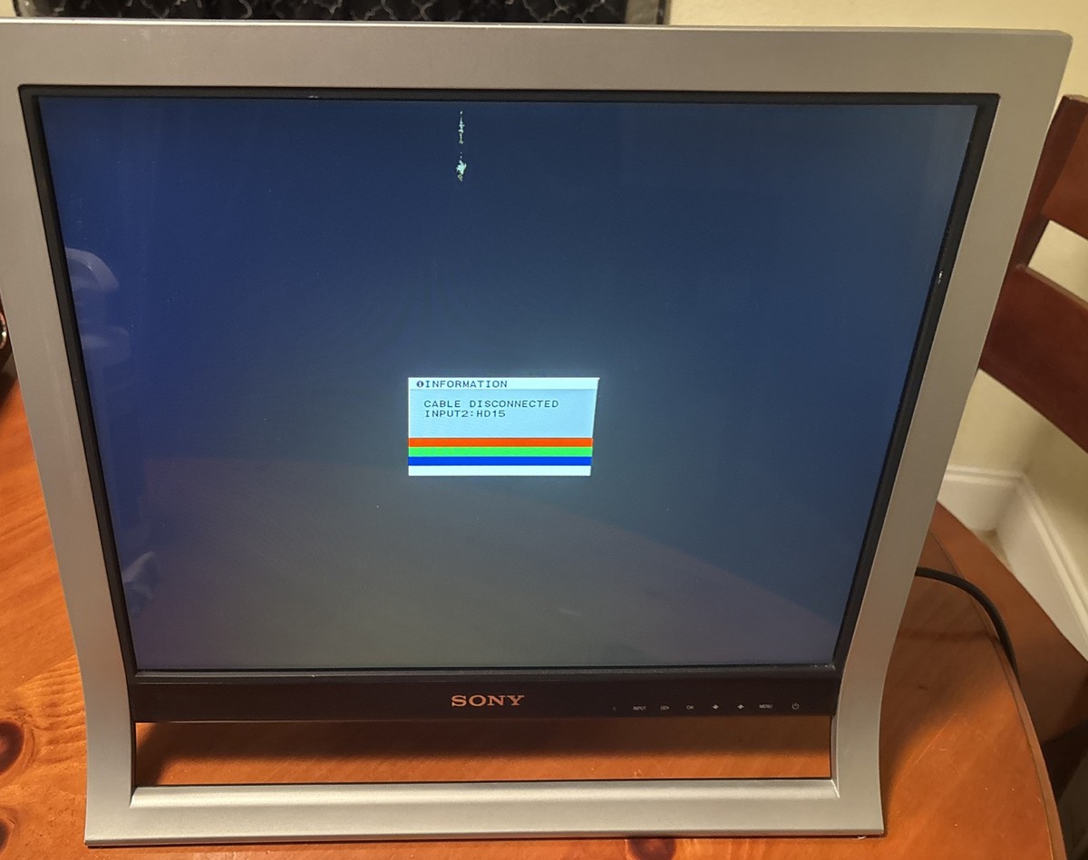 Sony SDM-HS95P LCD Monitor 19 Inch 1280x1024 12ms Response Retro