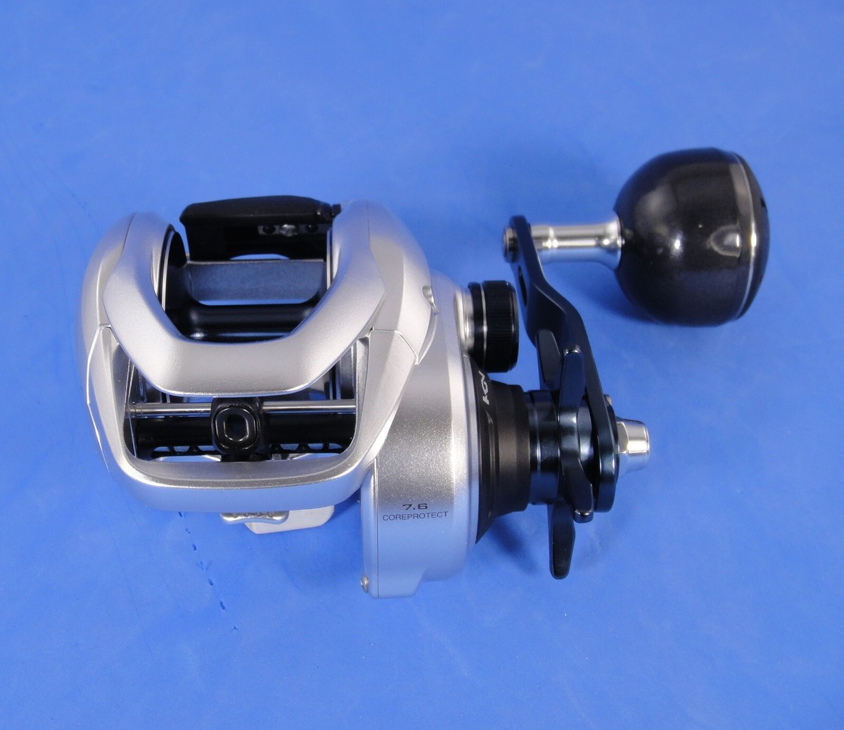 NEW IN BOX SHIMANO TRANX 401HG 401AHG LEFT HAND REEL *U.S SELLER