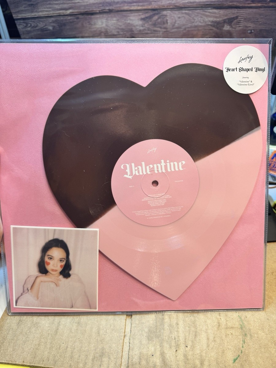 LAUFEY Valentine Chocolate Strawberry Split Heart Shaped Vinyl NEW