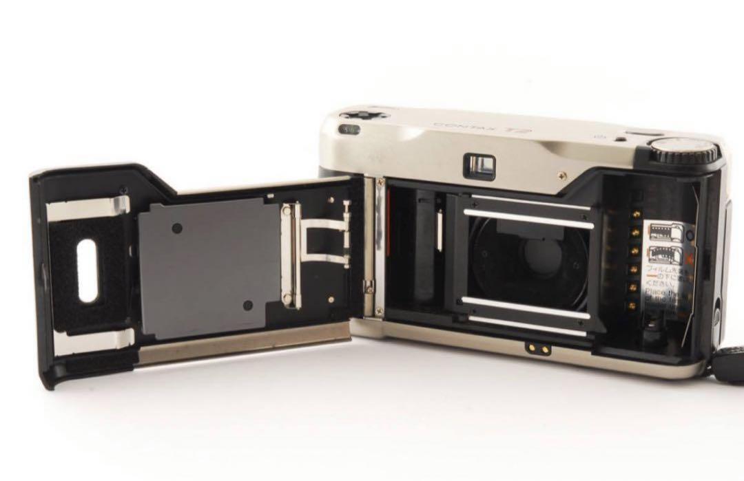 CONTAX T2 Carl Zeiss Sonnar 38mm F2.8 Titan Silver Film Camera w