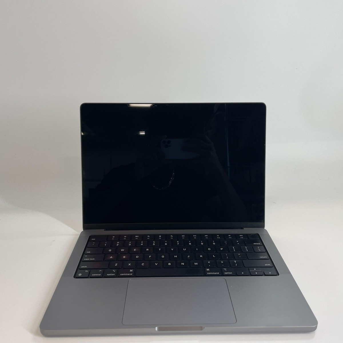 MacBookPro i9 32GB 1TB 充放電147回 バッテリー93% MacBookPro i9