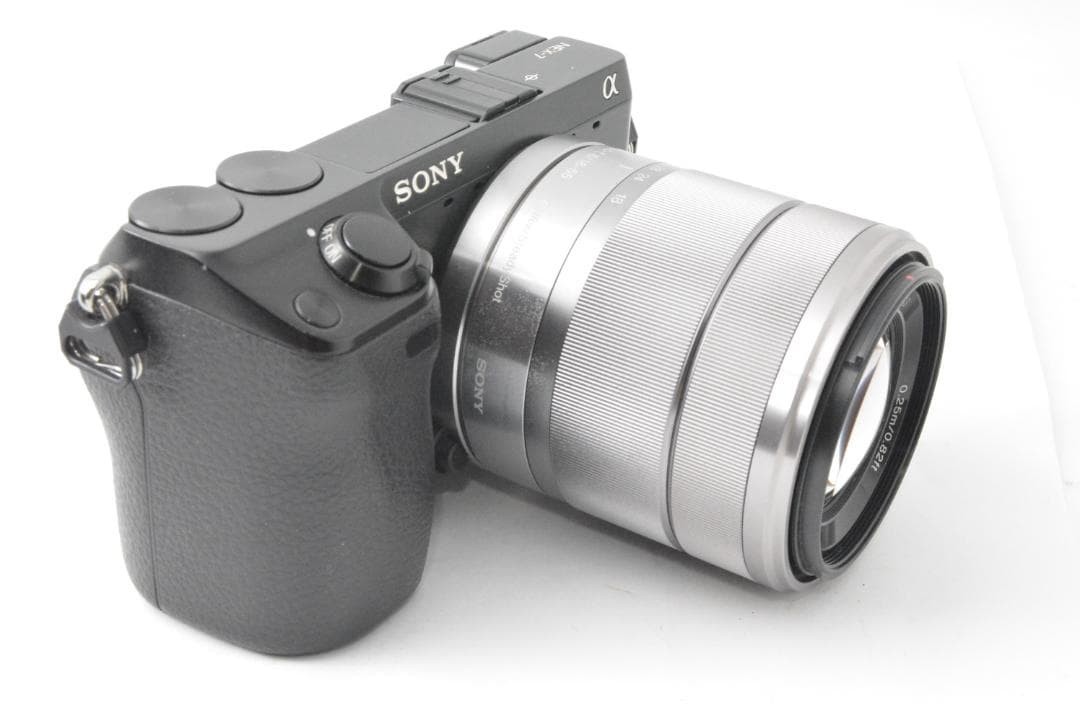 Sony NEX-7 24.3 MP Mirrorless DSLR Camera - Black with 18-55mm