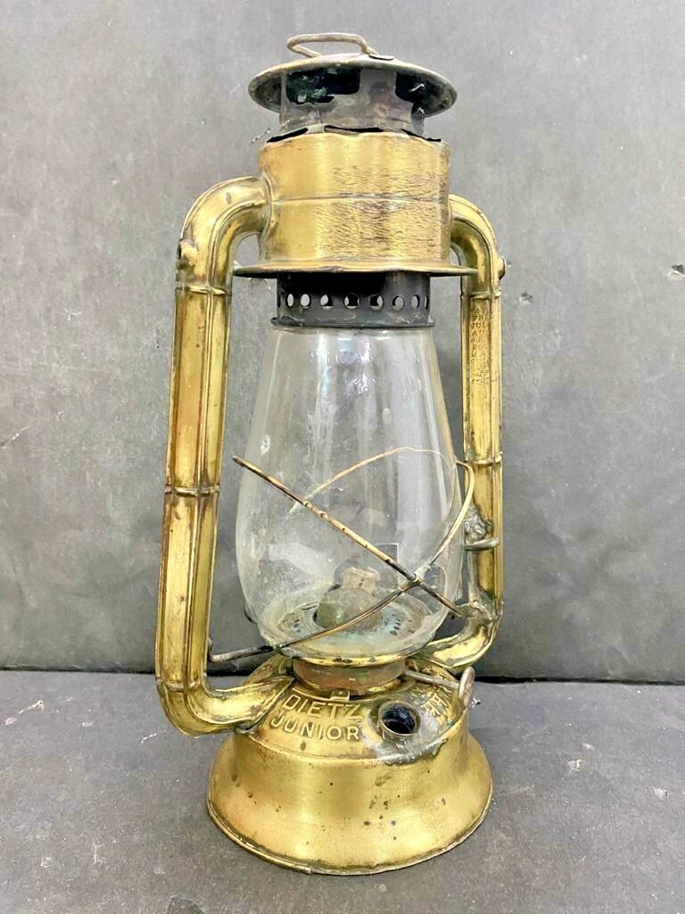 OLD ANTIQUE JUNIOR DIETZ BRASS KEROSENE LAMP / LANTERN WITH