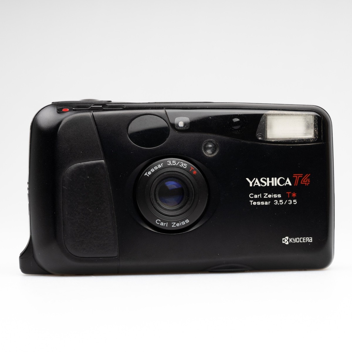 Yashica T4 3.5 35mm Carl Zeiss Japan Camera For Parts / Repair