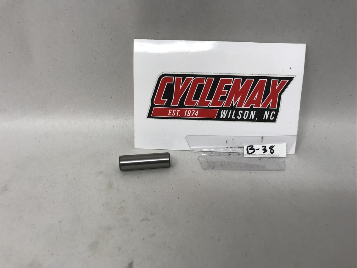 Suzuki “NOS” Axis Piston 12151-46501 cl 50 cl 50 d 1983 cs 50 cs