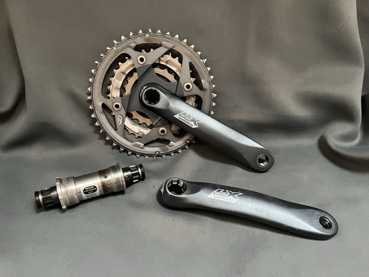 Shimano Deore LX FC-M571 Crankset 175mm 44/32/22t 104/64 BCD