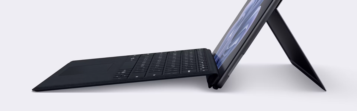 Microsoft Surface Pro 4, with detachable keyboard Intel i5, 4GB