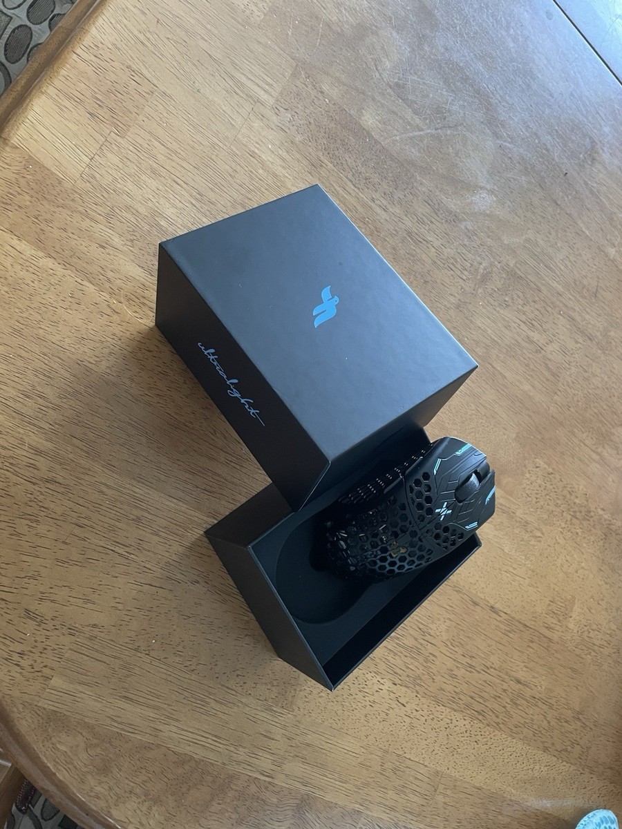 Finalmouse UltralightX Guardian Lion Lightweight Gaming Mouse L