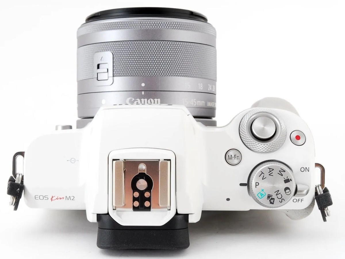 Canon EOS M50 Mark II 2 / Kiss M2 24.1MP 15-45mm Lens Kit Japanese