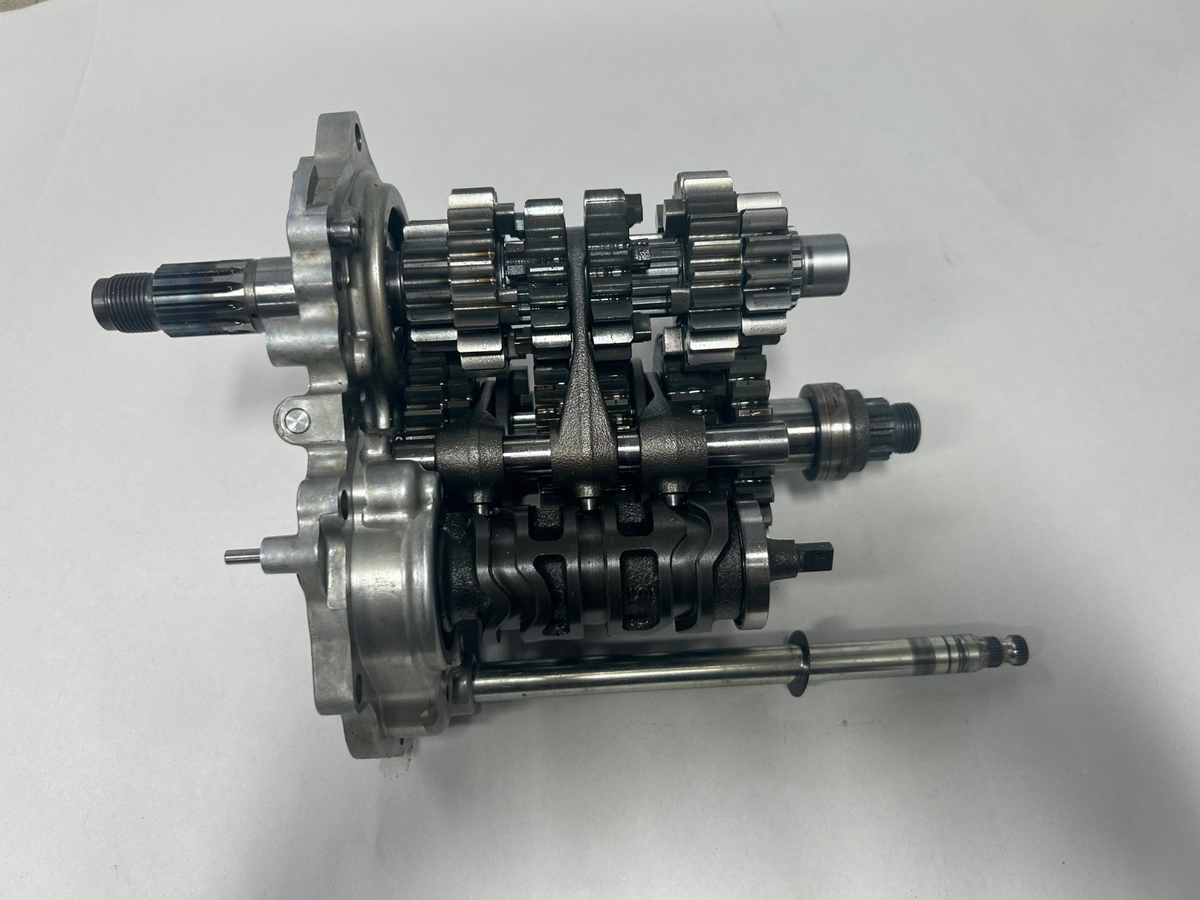 2016-2019 KAWASAKI NINJA ZX-10R OEM TRANSMISSION GEAR ASSEMBLY