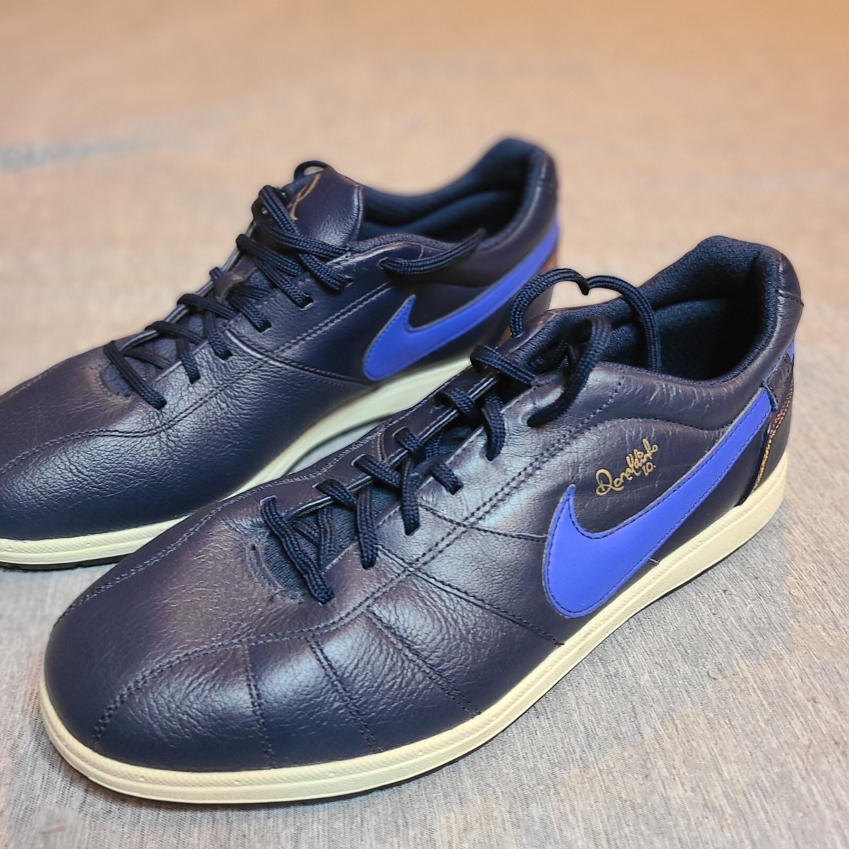 Nike Air Ronaldinho Rival Shoes Soccer Brazil Futsal Sreet Air Max