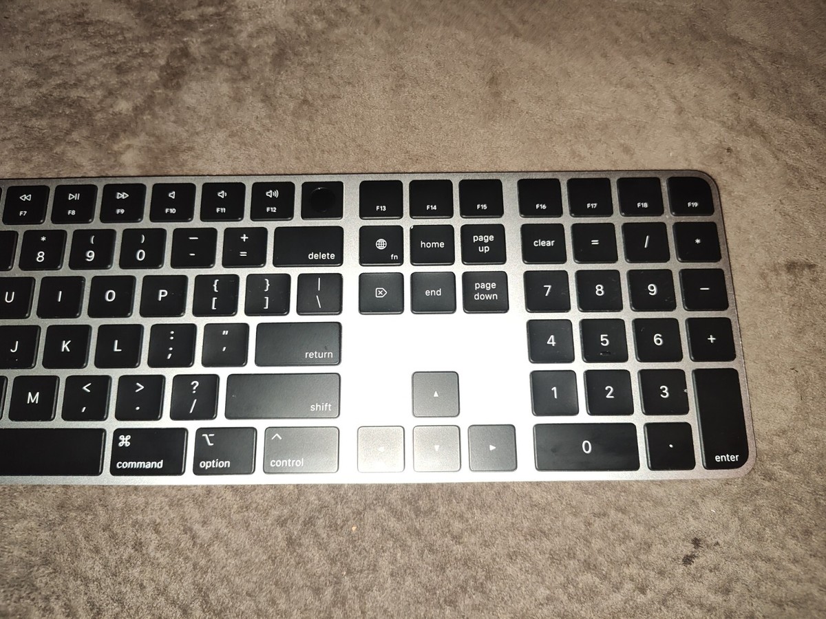 Apple Magic Keyboard w/ Touch ID and Numeric Keypad Model A2520