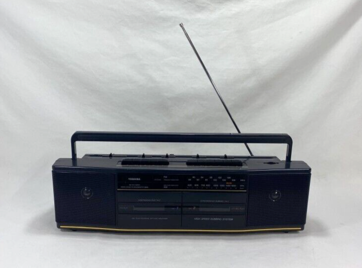 REFURBISHED) Toshiba RT-8038 Boombox Ghettoblaster Dual Cassette