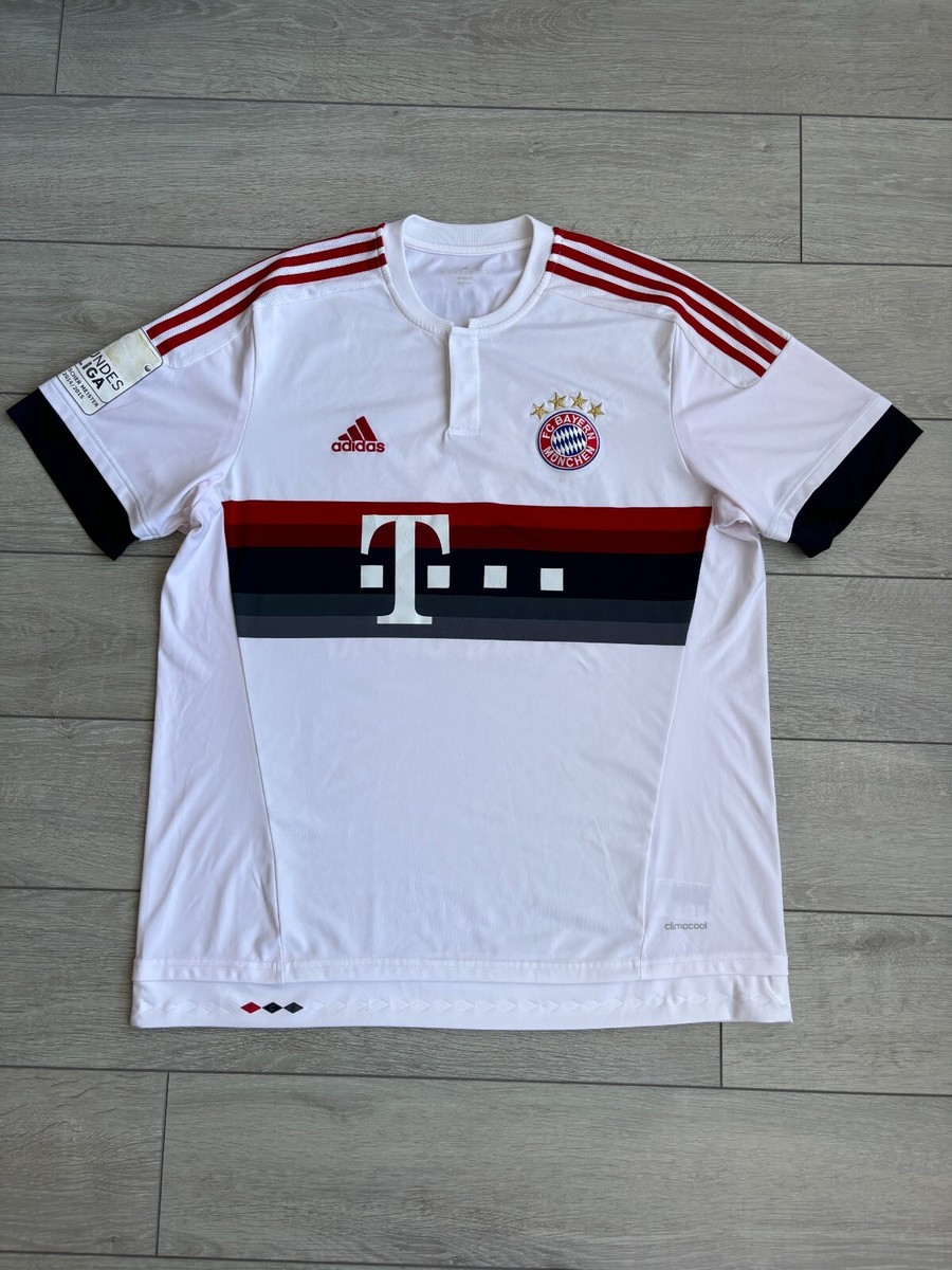 Bayern Munich Robert Lewandowski #9 Adidas Football Shirt Soccer