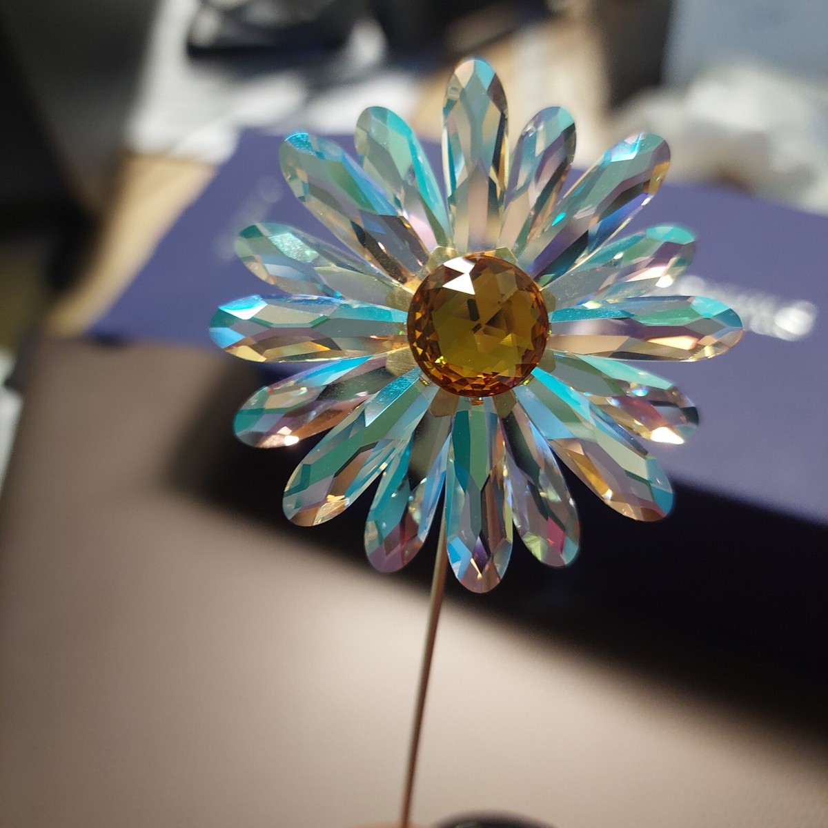 Swarovski 5619221 Garden Tales Daisy Crystal Flower, Retired, Rare