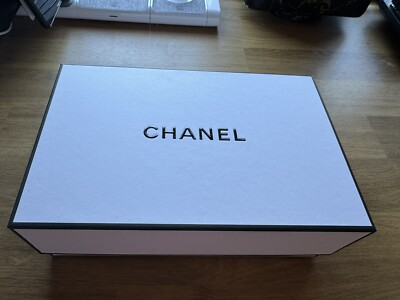 CHANEL Black & White Gift Box + Tissue Size 8.5'' x 5.5'' x 3'' | eBay
