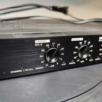 Bose 4 Channel Power Amplifier 1200 VI 2001 Black Functional XLR