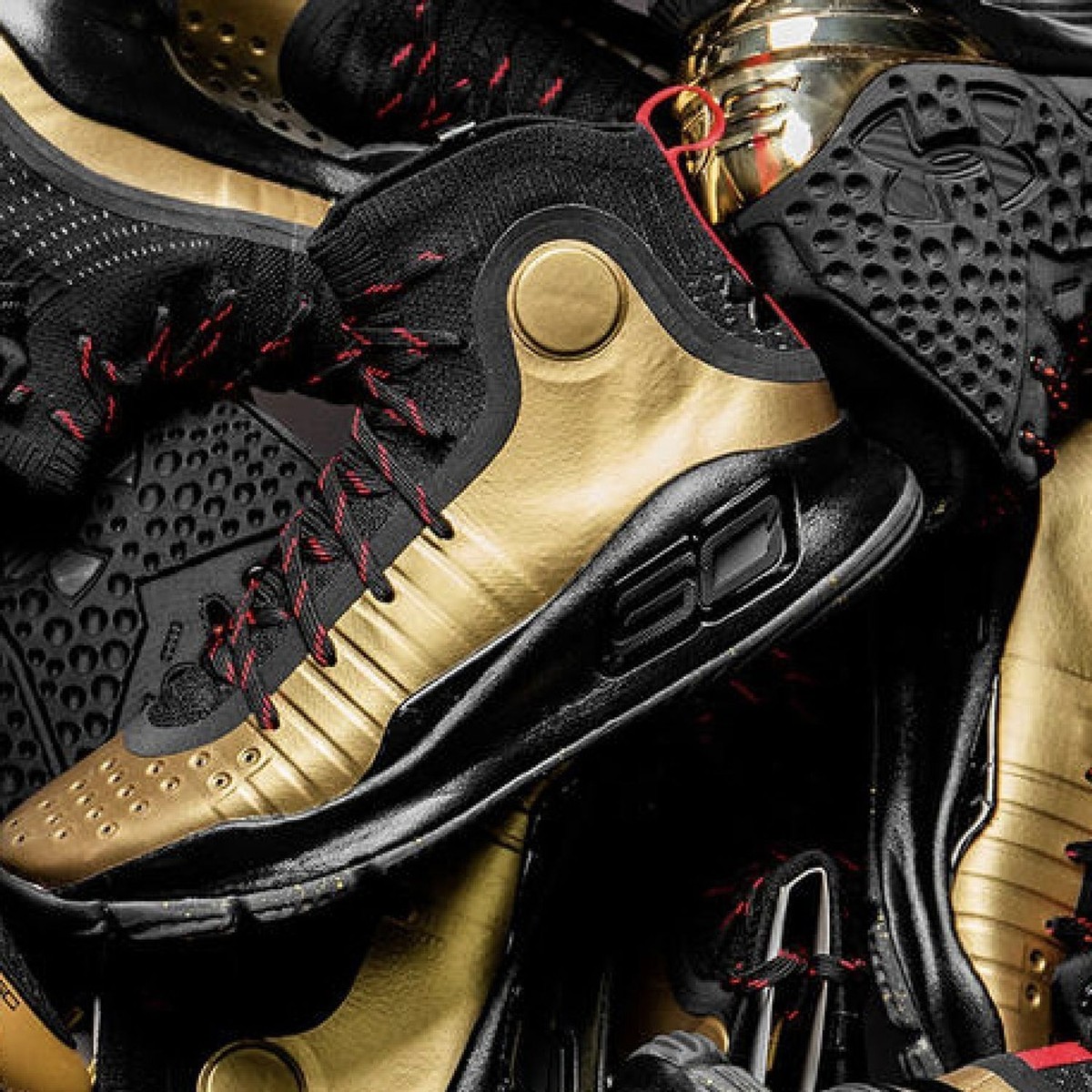 Under Armour UA Curry 4 Black Gold 2022 NBA FINALS MVP Flotro Mens