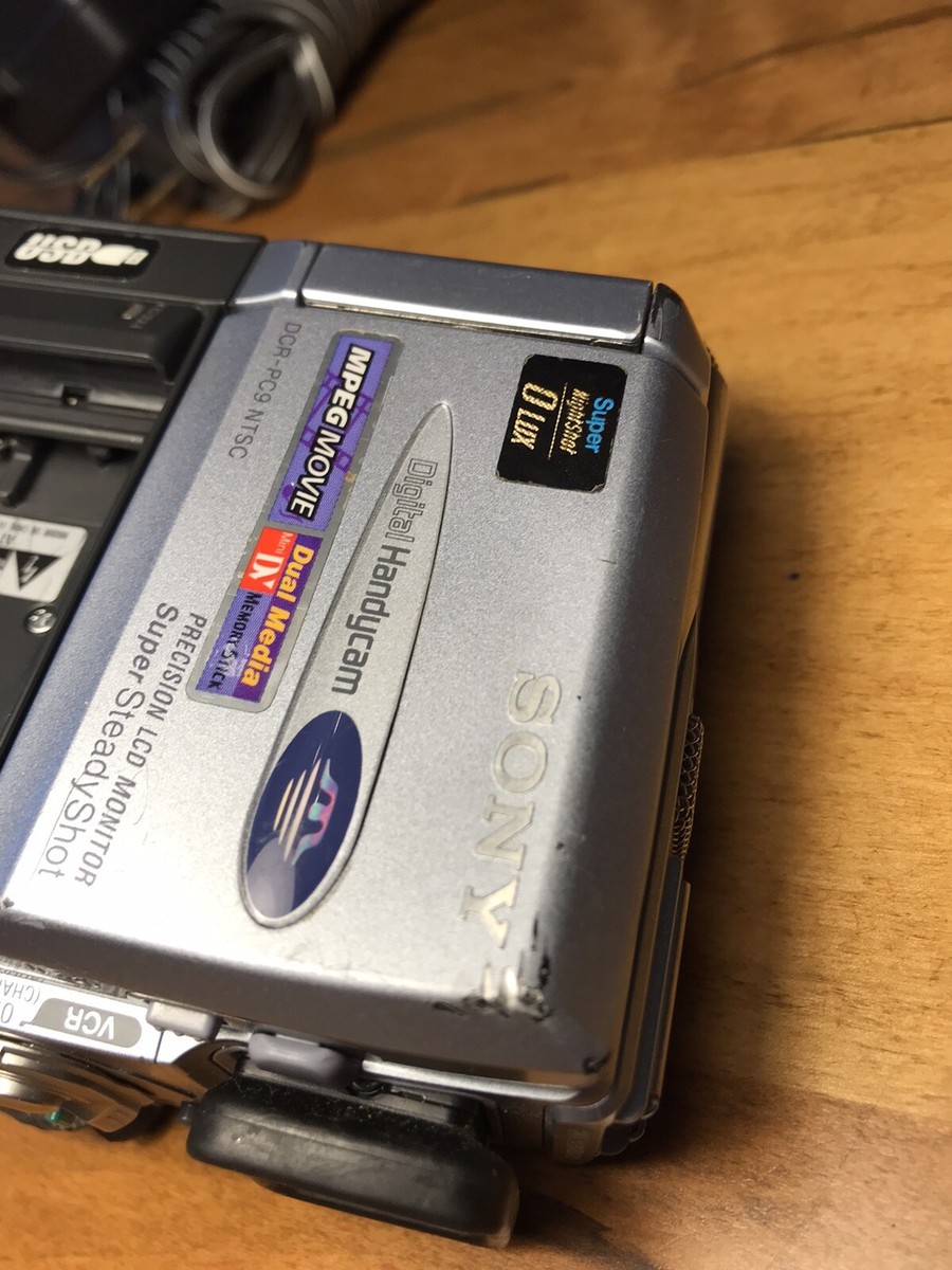 Sony Handycam DCR-PC9 NTSC MiniDV Camcorder Nightshot Working. No