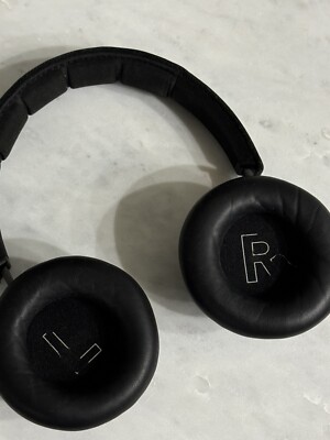 Bang & Olufsen Beoplay H9i Over the Ear Wireless Headphones