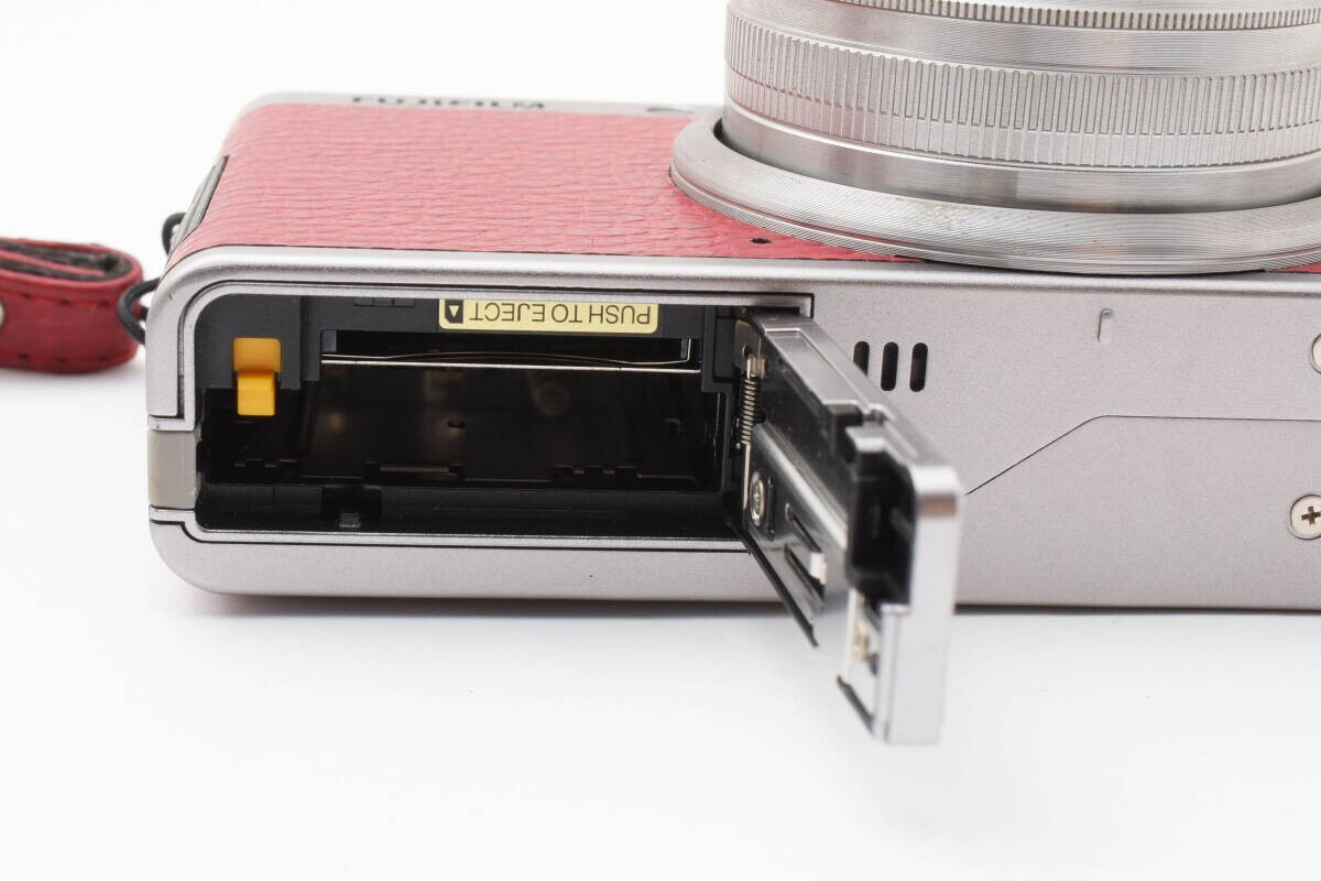 Tested ] FUJIFILM XF1 Red Compact Digital Camera 12.0MP 4x Red