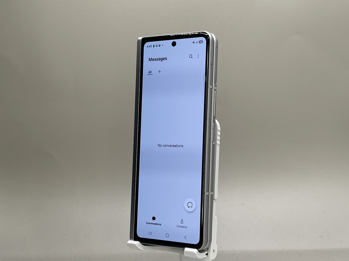 Samsung Galaxy Z Fold3 5G 256GB Phantom Silver T-Mobile Unlocked
