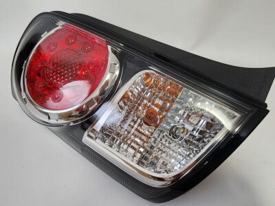 Toyota Rumion Scion XB NZE ZRE NZE151N NZE152N pair set Tail