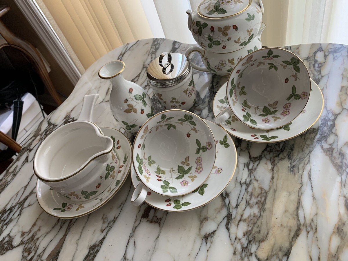 wedgwood wild strawberry bone china | eBay